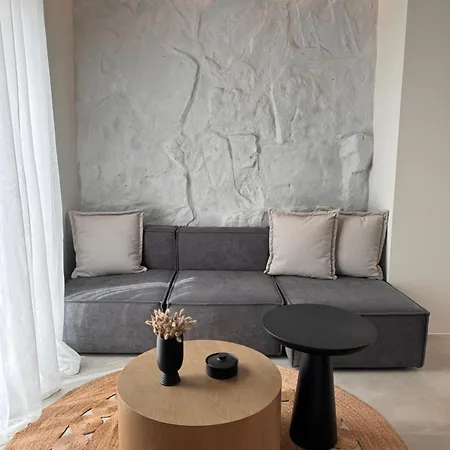 Poema Apartmanhotel 4*