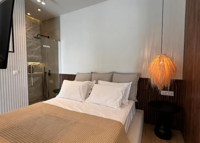 Poema Antiparos Town