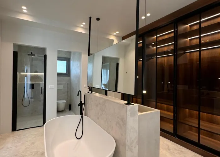 Poema Antiparos Town