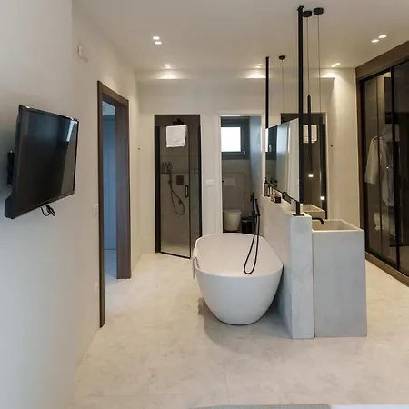 Poema Aparthotel 4*