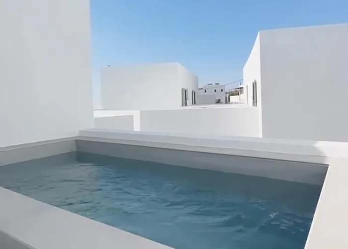 Poema Antiparos Town