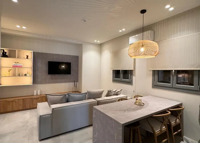 Poema מלון דירות 4*